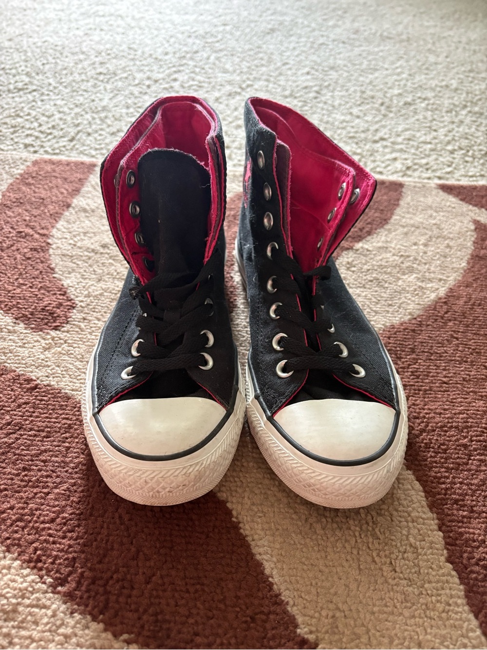 Converse High Top Sneakers in Black with pink Accents - Picture 2 of 12
